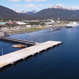 Record 100.000 turistas antárticos, desafíos para Magallanes y la Armada