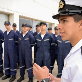 El Aprendizaje del Mando y Liderazgo en la Escuela Naval