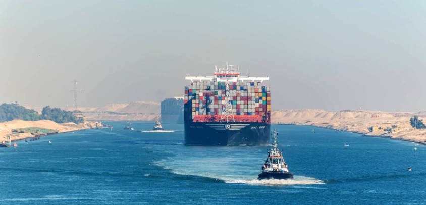 Size does matter: Safety issues due to gigantism on vessels