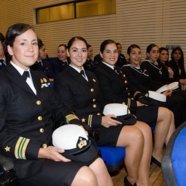 Ser y parecer: Integración de la mujer en la Armada