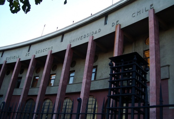 Homenaje a Arturo Prat por la facultad de Derecho de la universidad de Chile