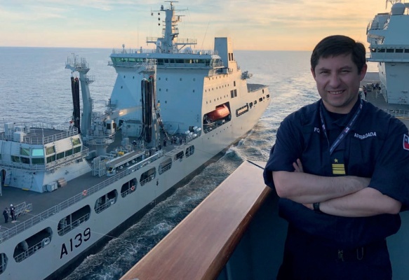 Oficiales chilenos en FOST: Delivering world class sea training