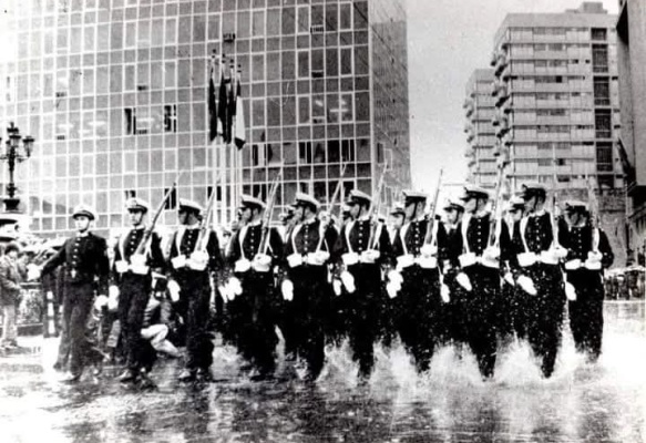 Bajo la lluvia de mayo