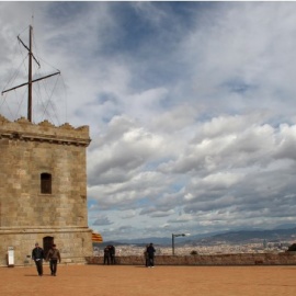 120 años de las telecomunicaciones navales: Historia, presente y futuro