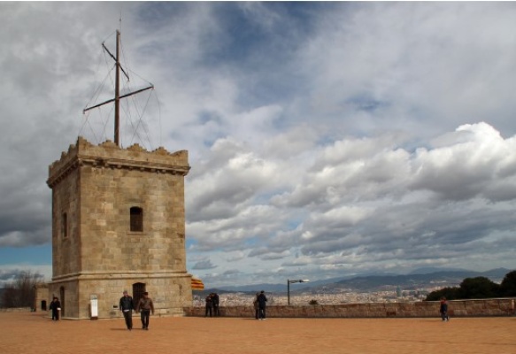 120 años de las telecomunicaciones navales: Historia, presente y futuro