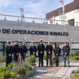 Visita profesional al Comando de Operaciones Navales del equipo de trabajo de la Revista de Marina